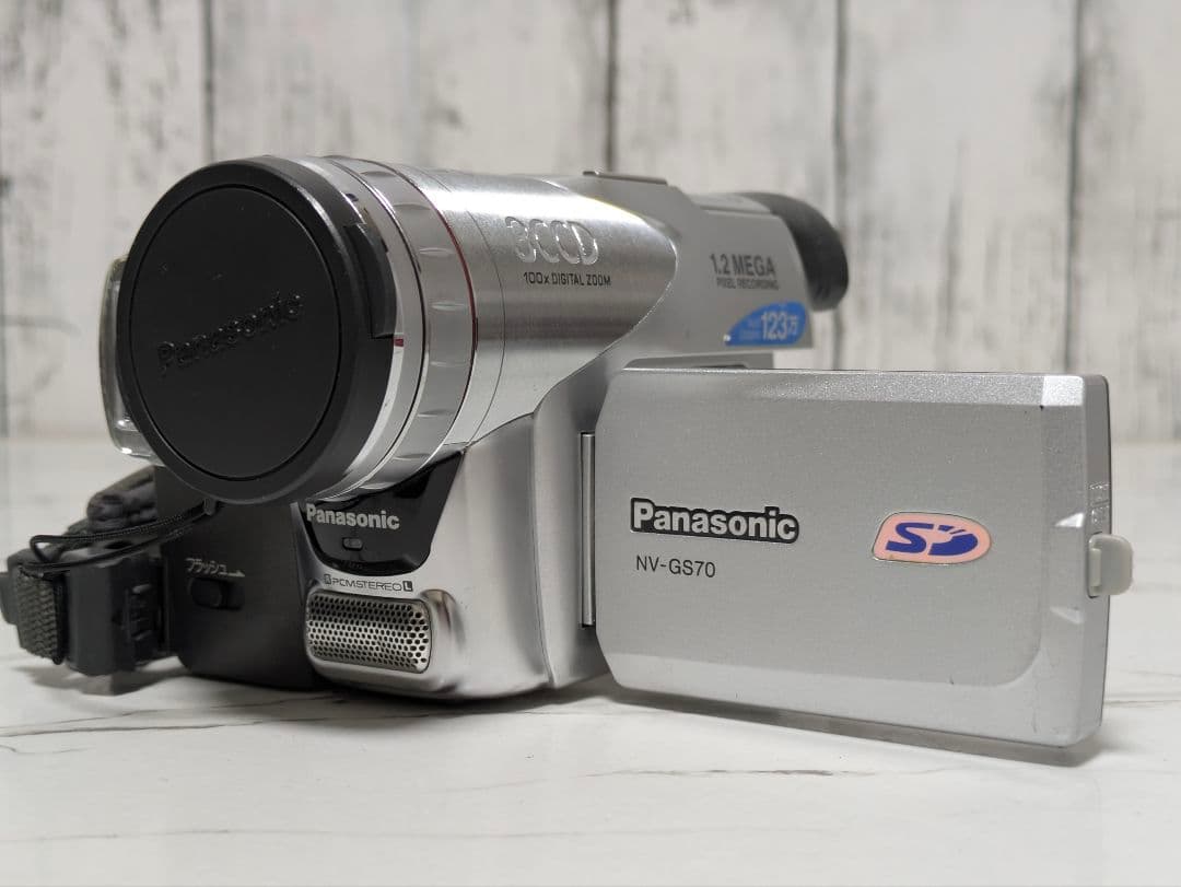 ② Panasonic　NV-GS70　MiniDV対応　豪華セット