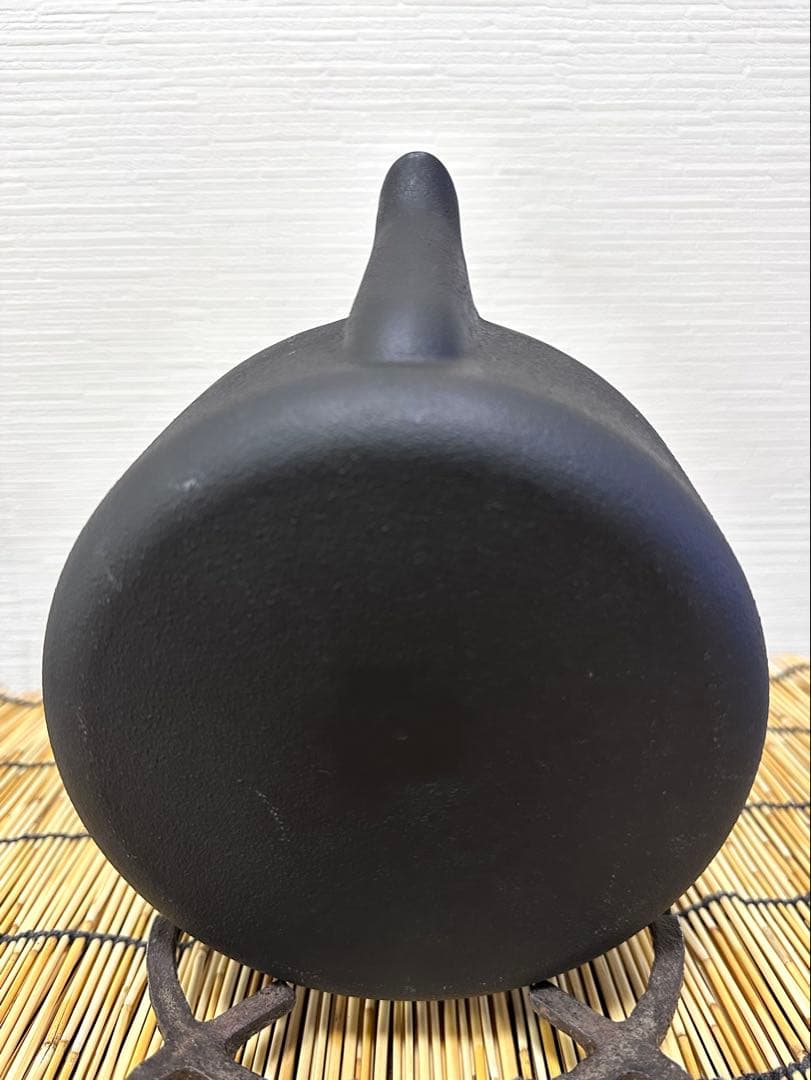 美品、供箱、取説付　三条特殊鋳工所造UNILLOY 鉄瓶１リットル　南部鉄瓶