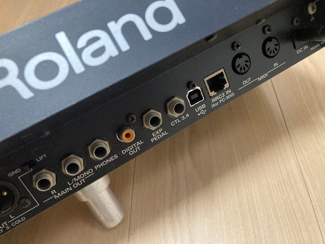 Roland VG-99 名機ギターシンセ