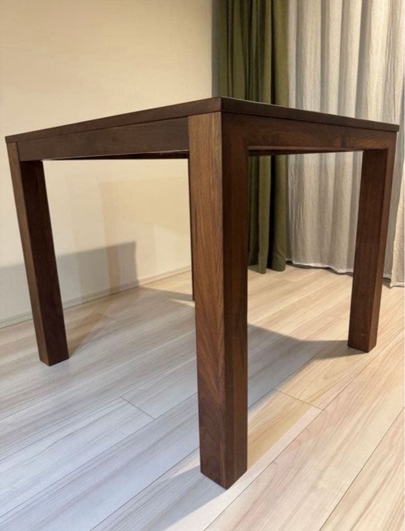 Ocha 無垢材ウォルナットテーブル 縦80横80高さ70