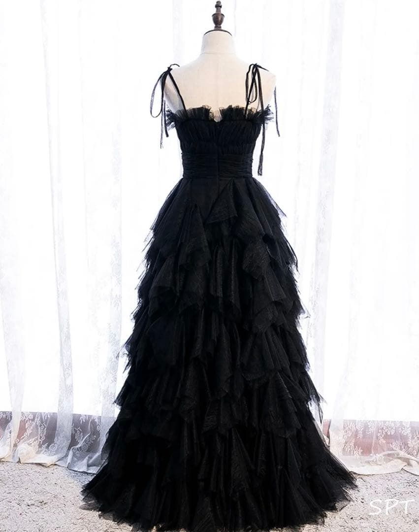 前撮りドレス　ウェディングドレス　前撮り黒ドレス