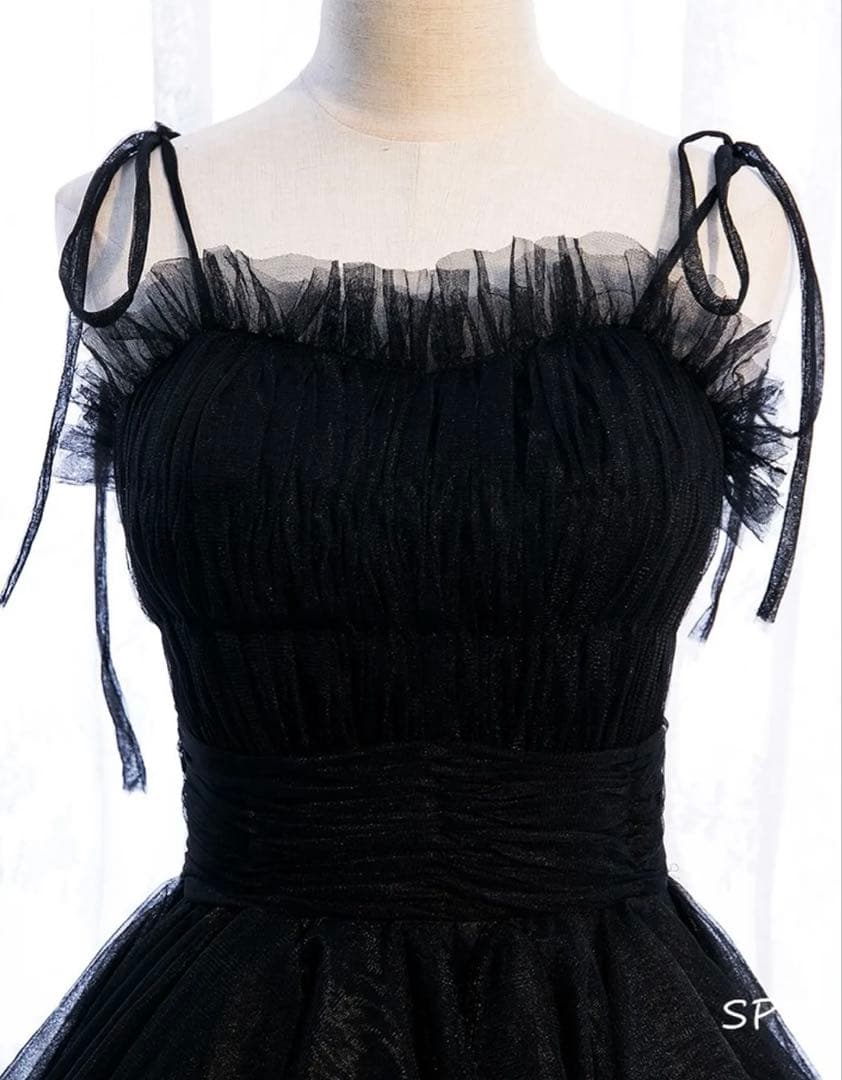 前撮りドレス　ウェディングドレス　前撮り黒ドレス