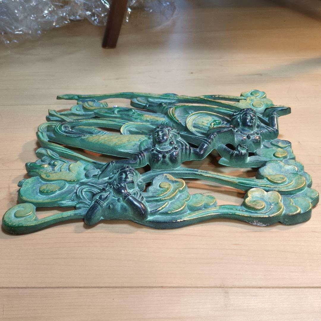 弥左エ門作 法隆寺の飛天を模したレリーフ 緑青色 飾り物