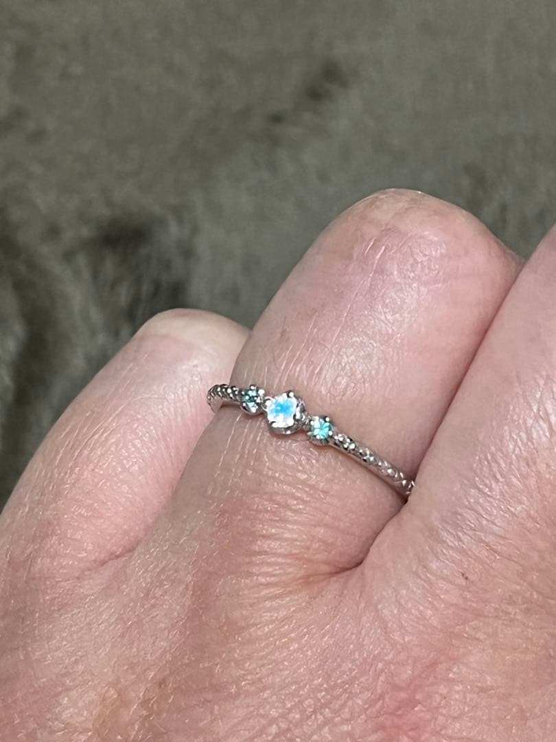 【新品】ラブラドライトとパライバトルマリンのリング　シルバー　８号ソーティング付