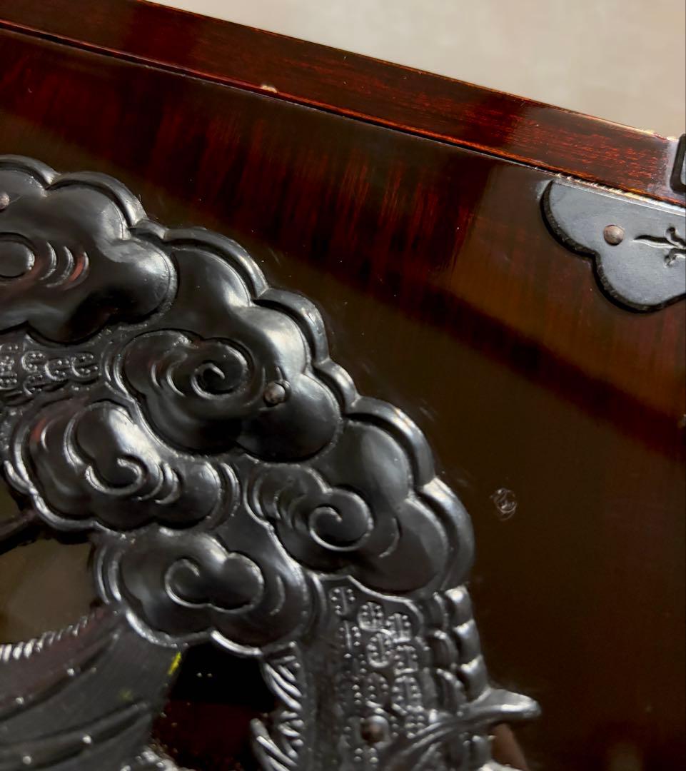 仙台箪笥 渡辺家具店 骨董 アンティーク レトロ 龍 ドラゴン 鍵付き