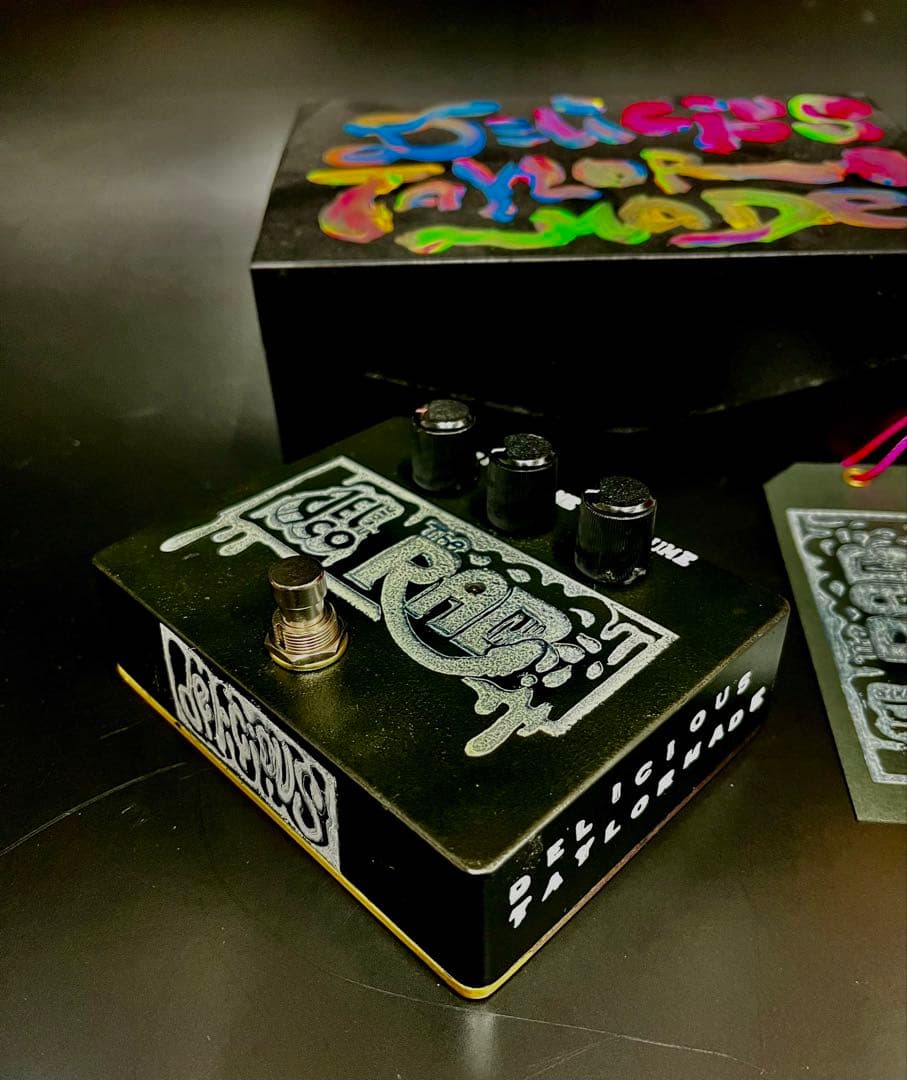 ギター DeliciousTaylormade The RAD LTD MB