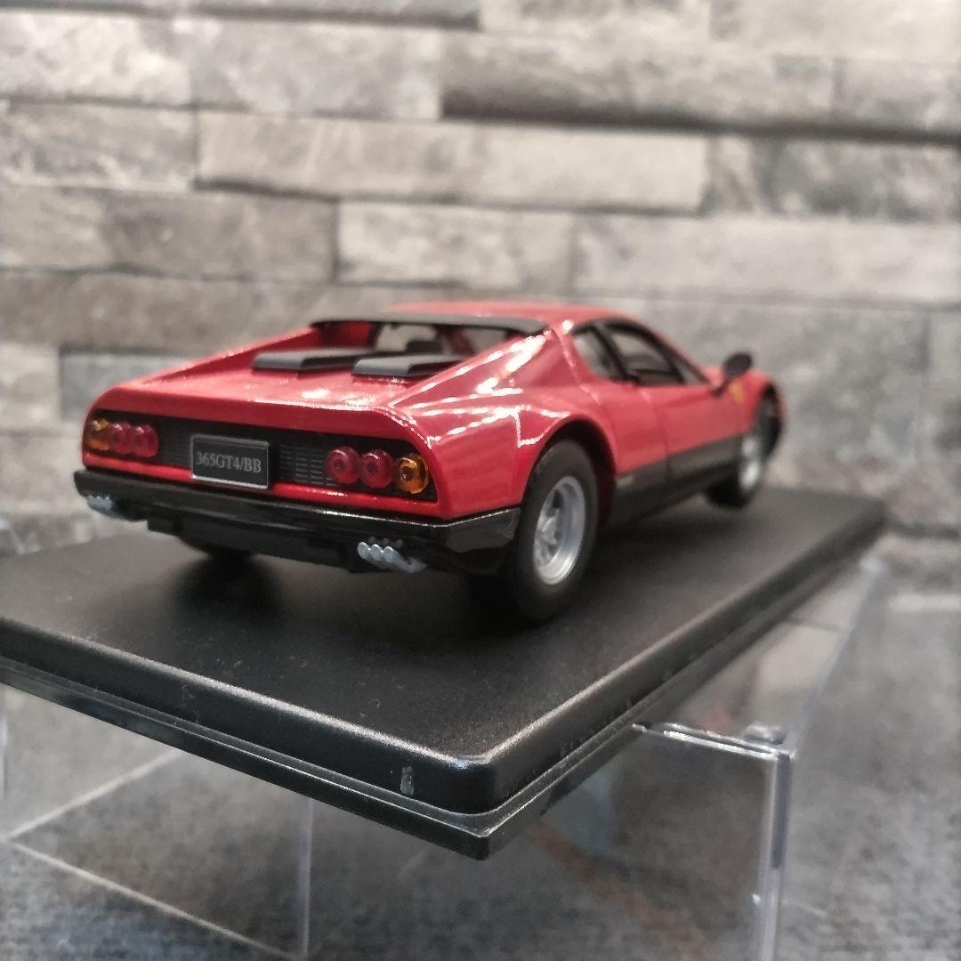 Ferrari 365 GT4 BB ミニカー 1/24 レッド