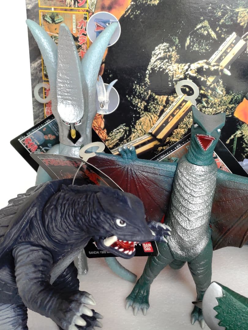 バンダイ　大映怪獣シリーズ　強いぞ!ガメラ　復活大結集BOX　（全7種）未使用品