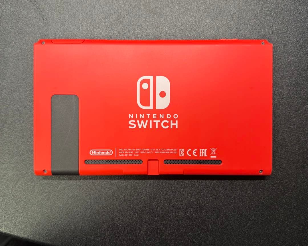 Nintendo Switch マリオレッド
