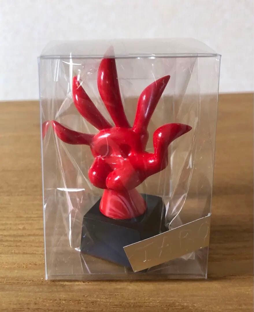 新品未開封 岡本太郎 ミニフィギュア 計3点 (太陽の塔/赤い手/こどもの