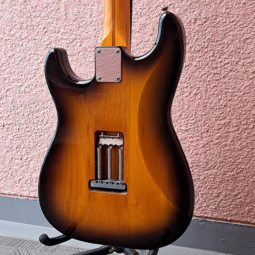 □FERNANDES RST STRATOCASTER LIMITED ストラト - メルカリ