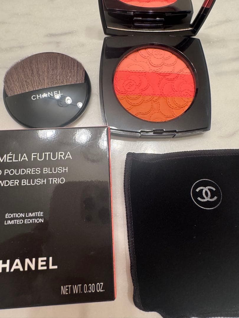 最新CHANEL パウダーチークトリオ 限定版