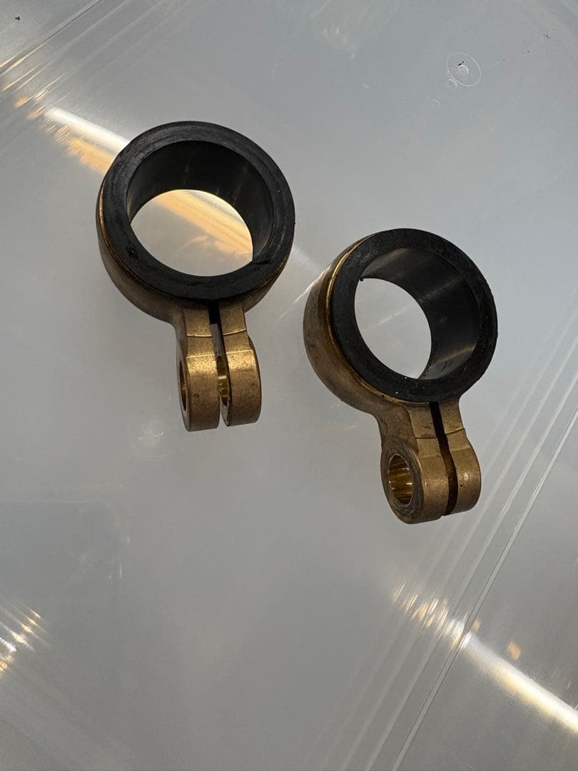 ウインカーフォーククランプ 2個セット 真鍮製z1 z2 マッハ