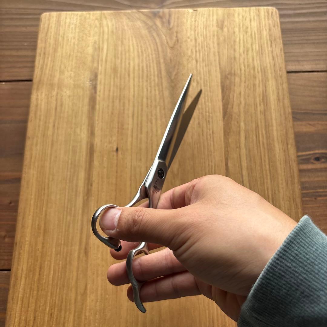 TAA 8インチストレートシザー KM-80コバルト鋼 - メルカリ