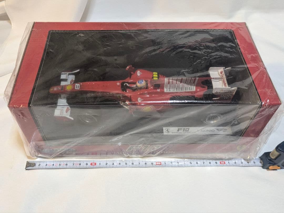 1/18 ホットウィール F10 F.ALONSO 　バーレーンGP　アロンソ