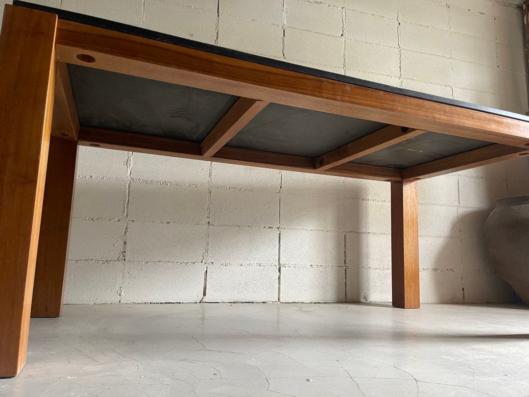 やー　御影石 × ウォールナット　ダイニングテーブル　クラスティーナ