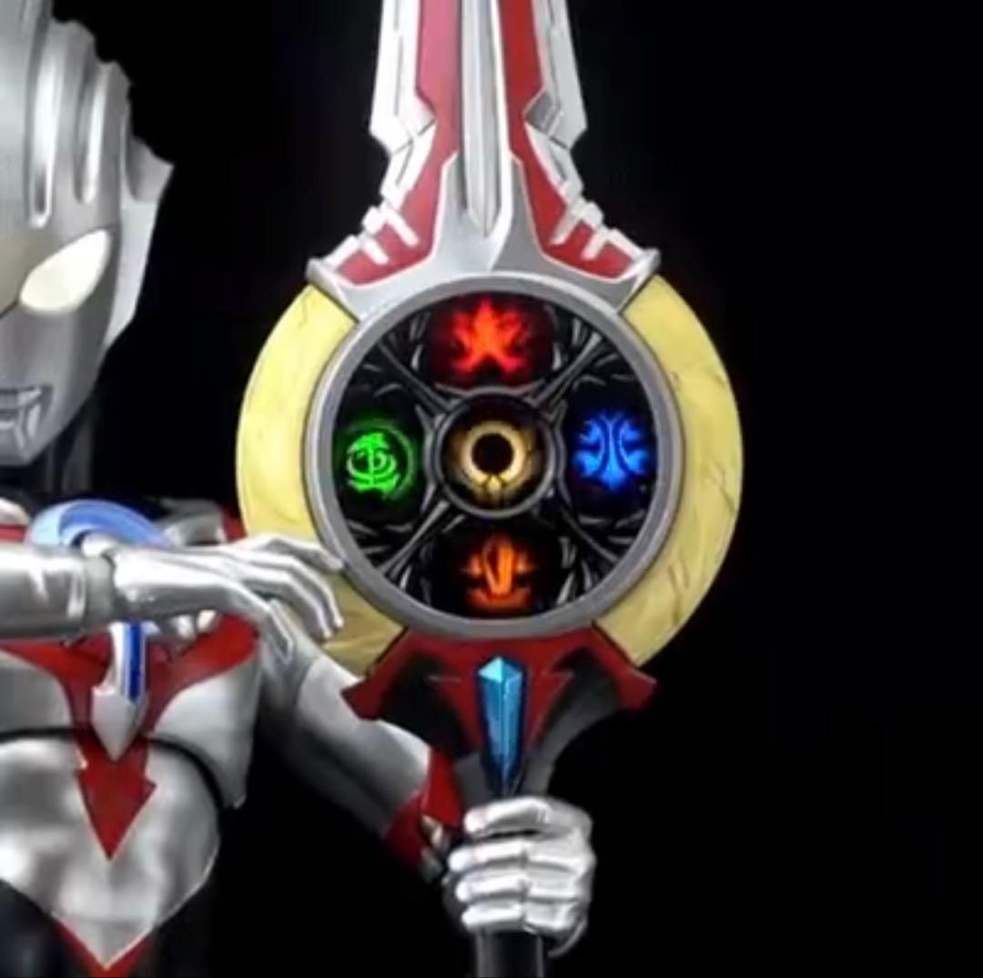 新品未開封 海外限定合金製品S.H.Figuarts 光軌跡 ウルトラマンオーブ