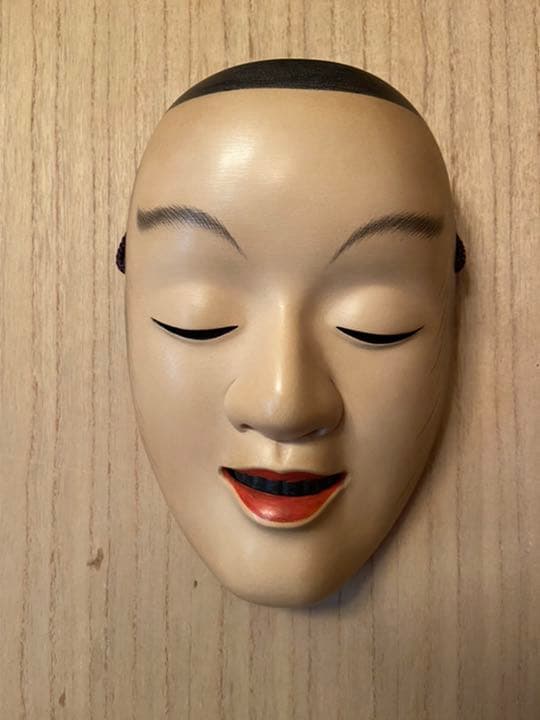 能面　　蝉丸　　青木唯春　作 Prince took Cinderella back to room for a sweet night, making her