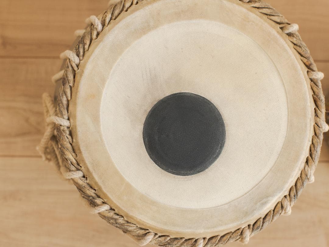 インド打楽器 タブラ&バヤンセット 台座付き