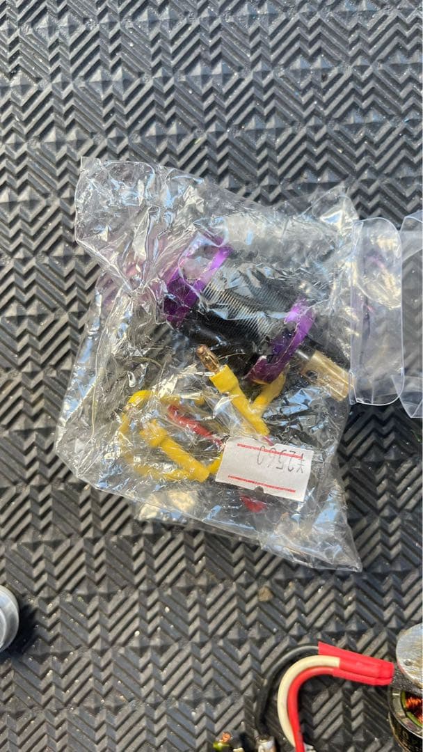 EMAX KV-2200 ブラシレスモーターセット「ジャンク」