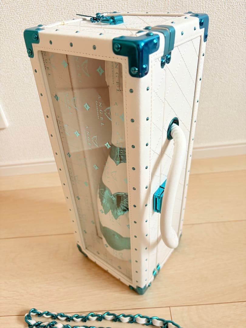 未開封 エンジェル シャンパンホワイトデー リミテッド エディションの