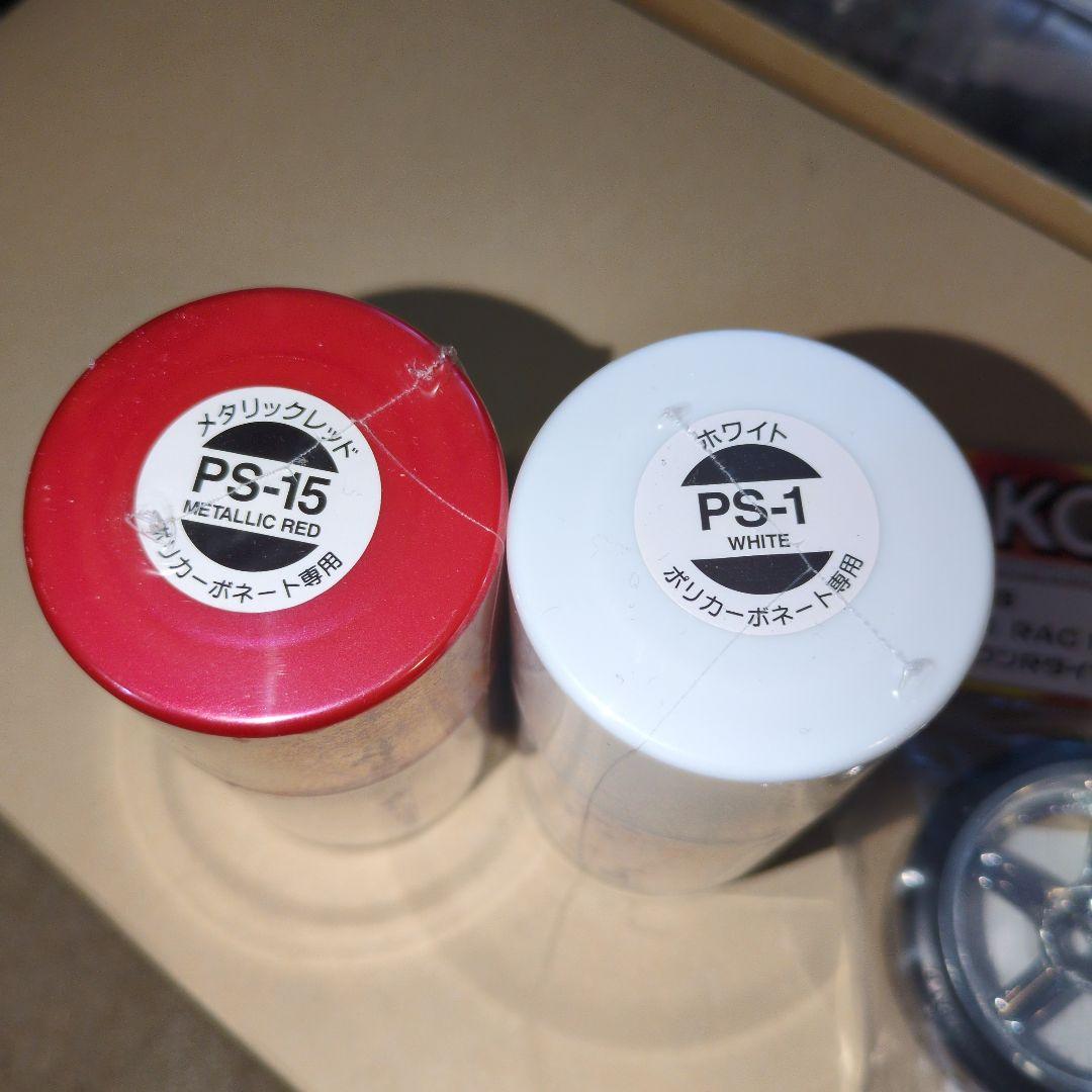 タイヤ・ホイールとカラー付きタミヤ R34 GT-R Z-tune ボディ