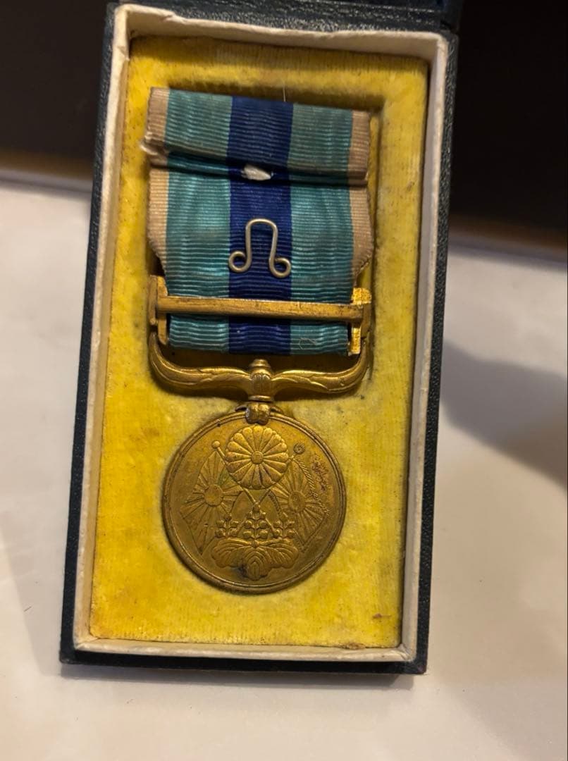 遺品整理品、記念章 ワッペン 勲章