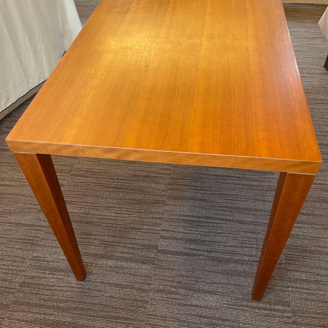 ACTUS 木製ダイニングテーブル 長方形