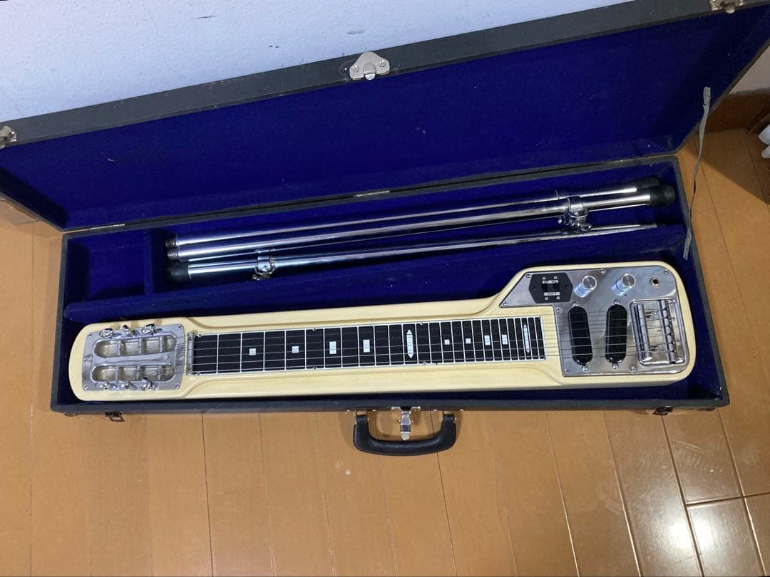 Guyatone グヤ6弦スチールギター スタンド、ケース付