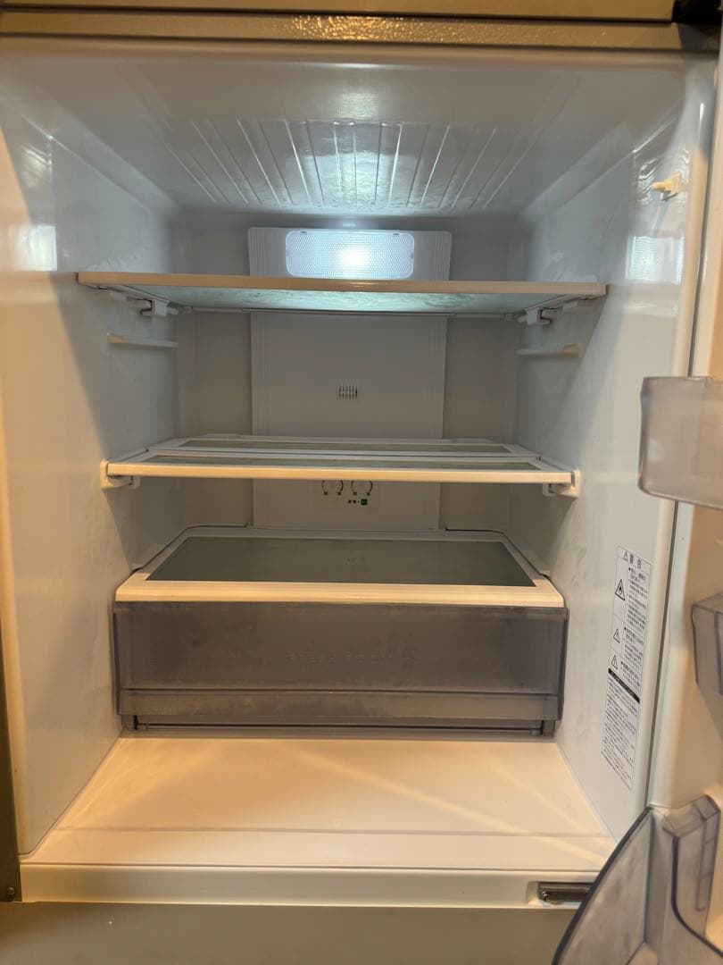 冷蔵庫　AQR-27G2