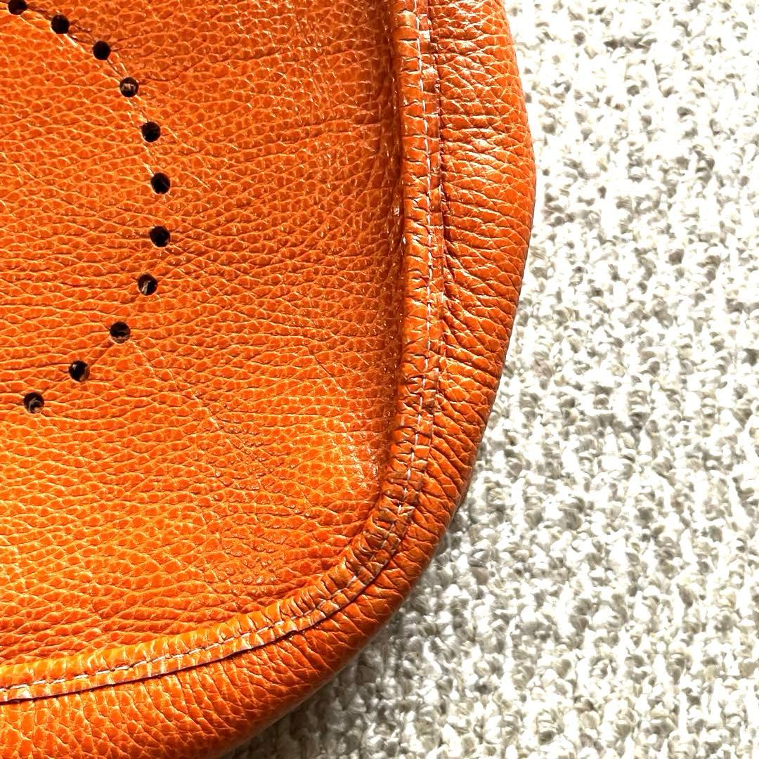 ハイクラス　オレンジレザー Hロゴ ショルダーバッグ