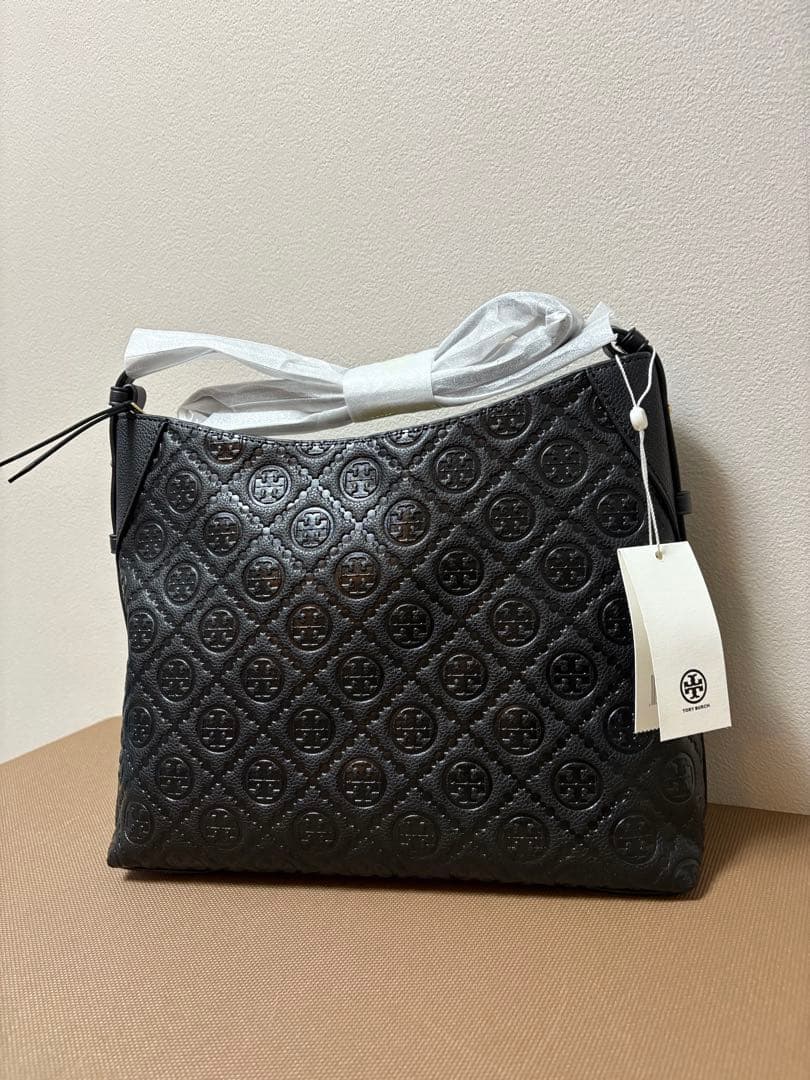 【新品】トリーバーチ　Tモノグラム ペブルド メッセンジャーバッグ