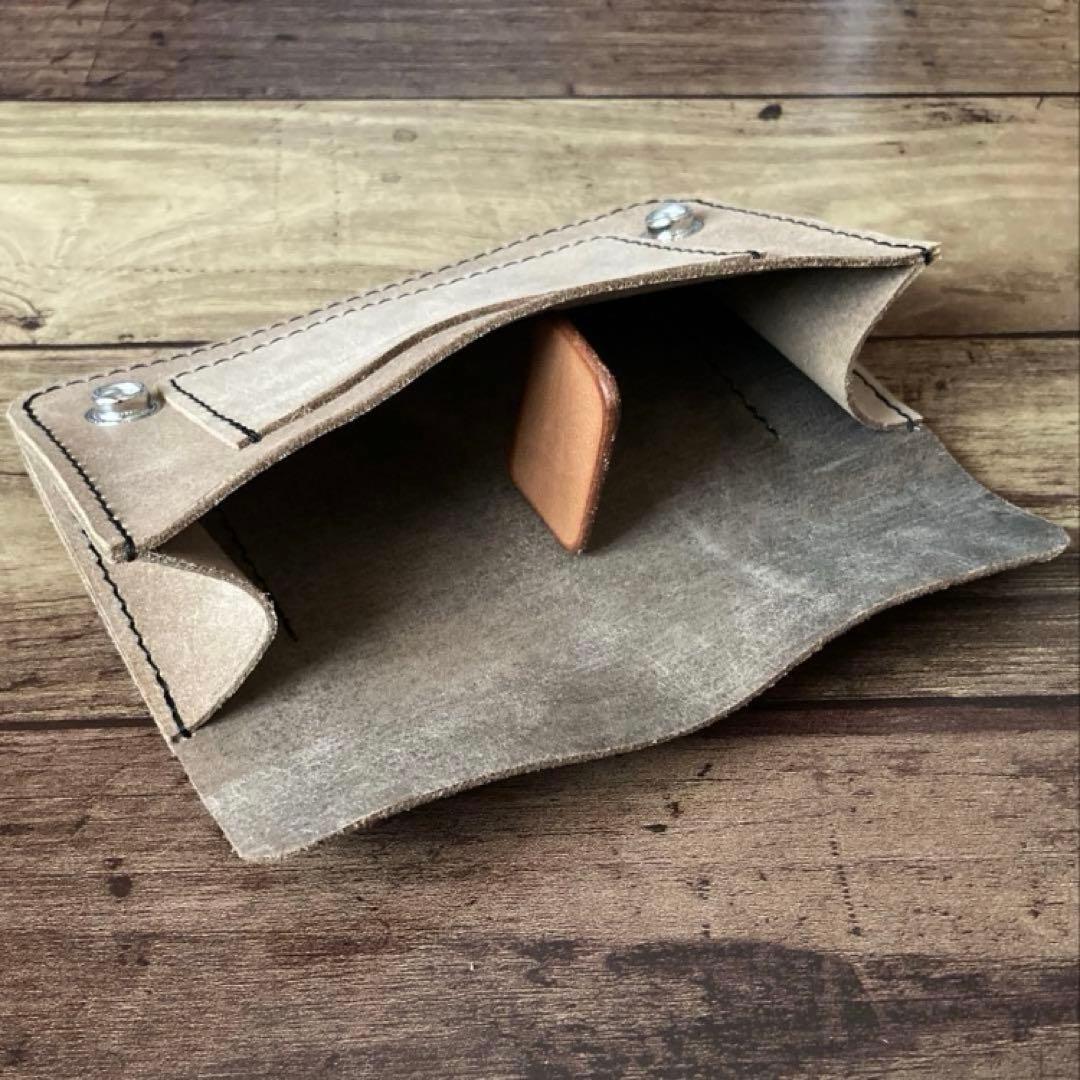 【sdr128zx】ミドルトラッカーウォレット 3層【お札を折らずに収納】