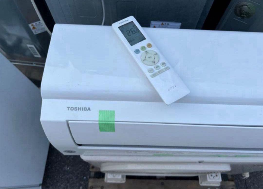 【高年式】2020年式 2.2kw 東芝 エアコン RAS-G221M (W)