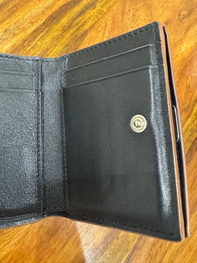 LOEWE ブラック レザー 三つ折り財布