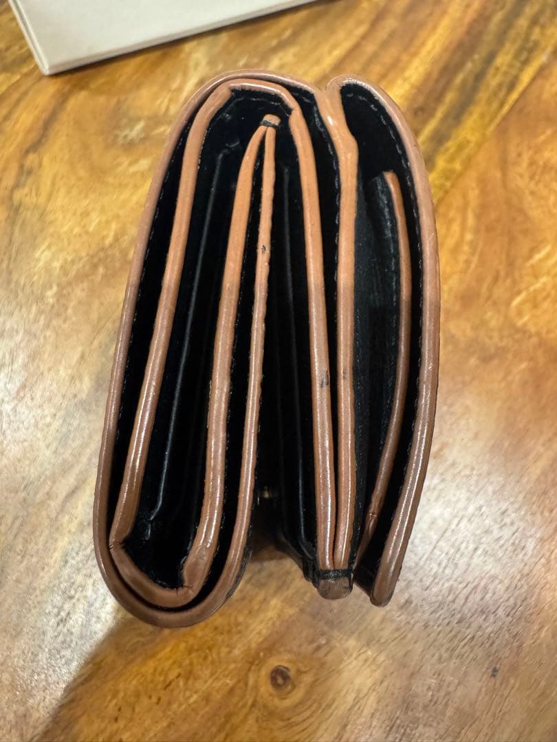 LOEWE ブラック レザー 三つ折り財布