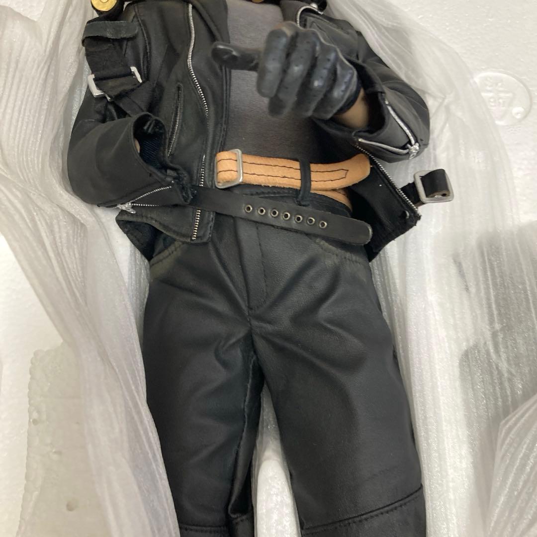 サイドショウ ターミネーター2 T-800 プレミアムフォーマット スタチュー