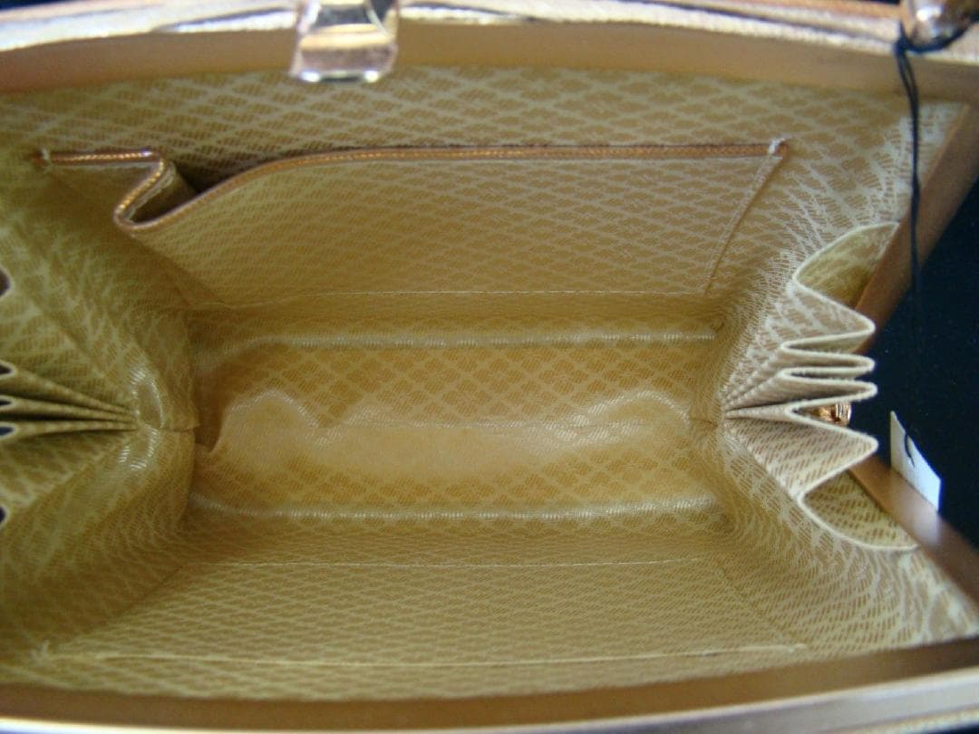 新品 訪問着・礼装用 本皮 草履・バッグ セット Zs1009