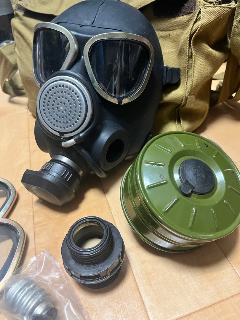 ロシア軍実物ガスマスク PMK-2フルセット - メルカリ