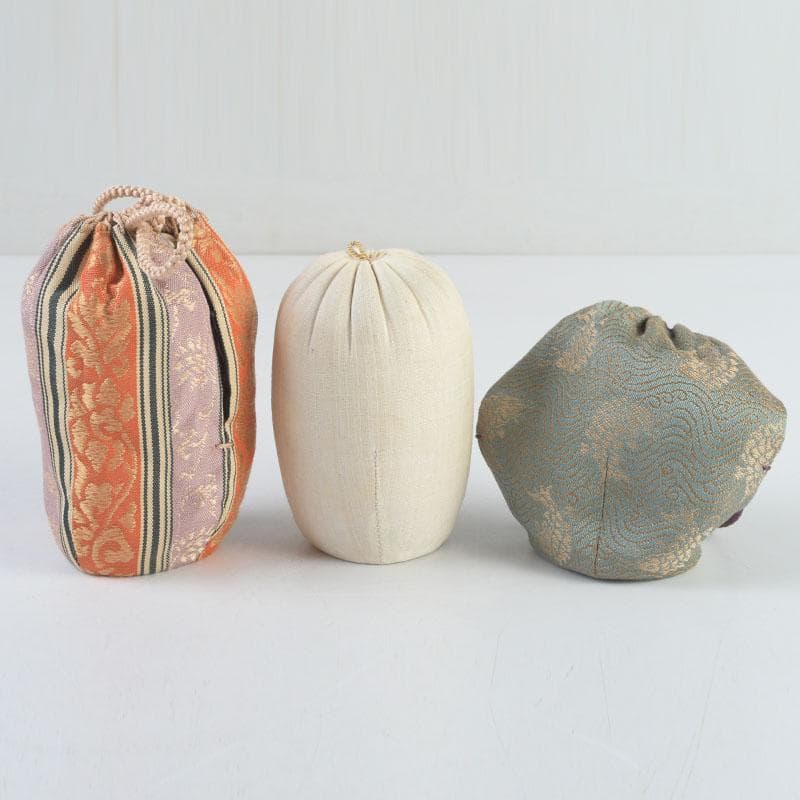 茶道具 瀬戸焼 古瀬戸 茶入 銘八千代 仕覆二点 即中斎極め箱