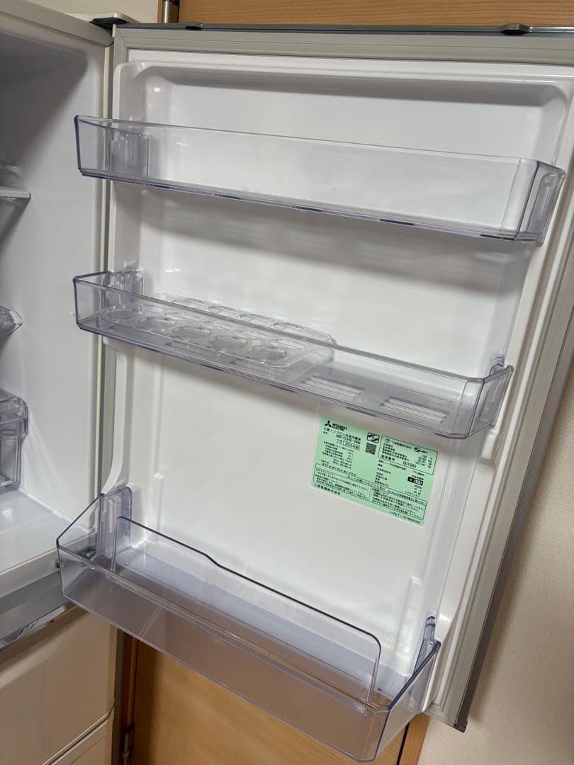 冷蔵庫 ホワイト　三菱MR-C34E-W 335L 2019年製