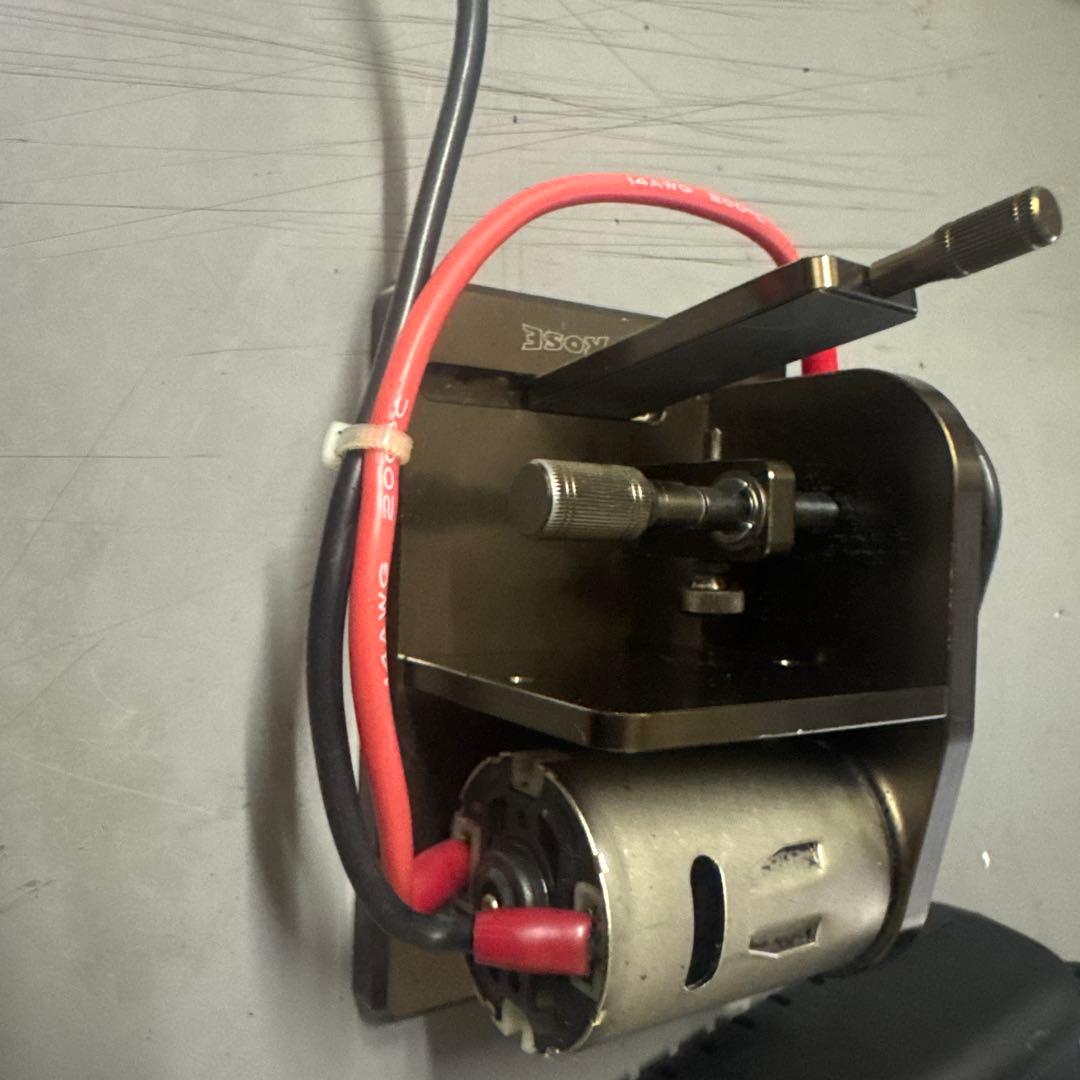 ラジコン用モーター ベルト駆動 DC電源　タイヤセッター