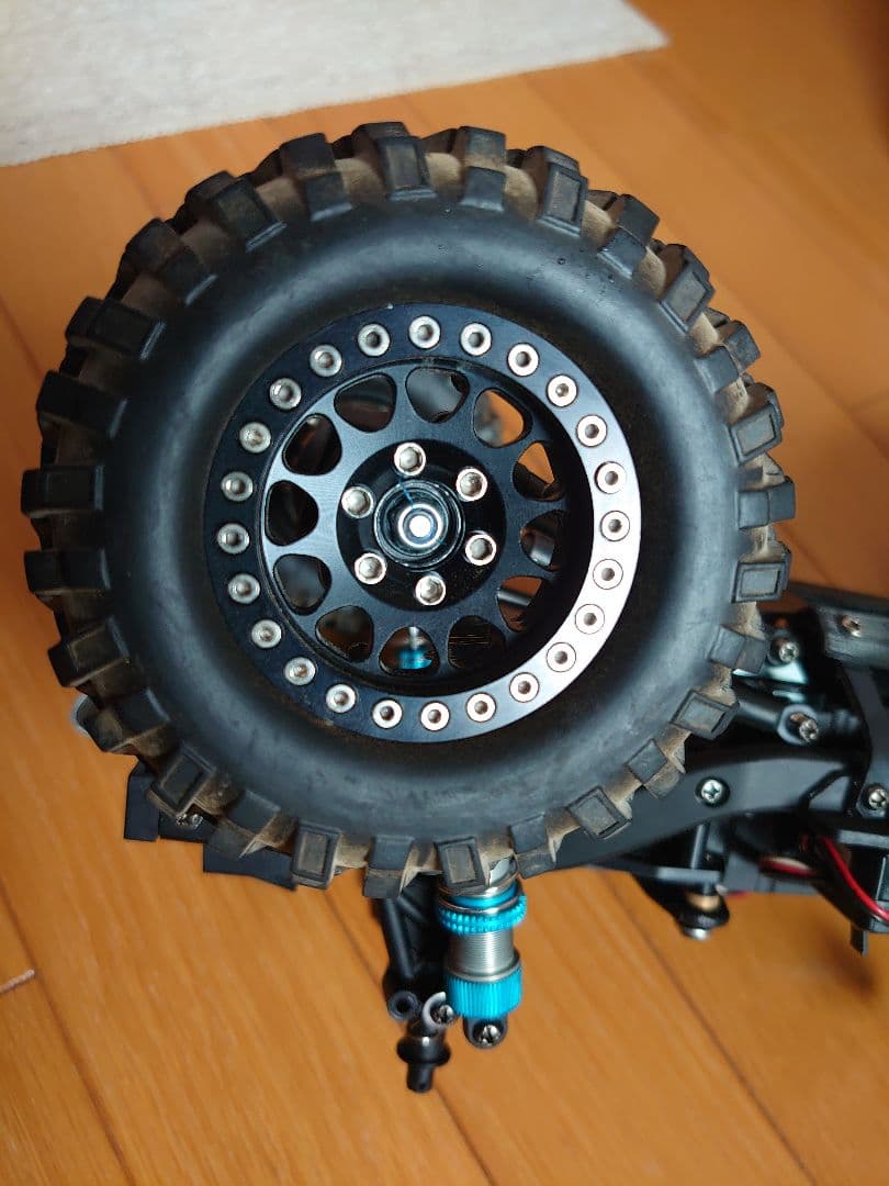 田宮 CC02 シャーシ ハイラックスボディ付き