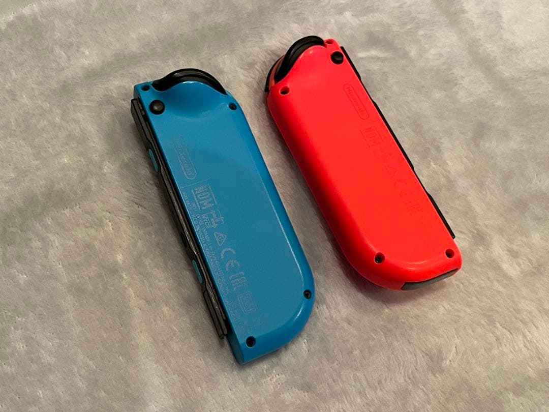 ニンテンドースイッチ 赤/青 本体 周辺機器 保護ケース付き