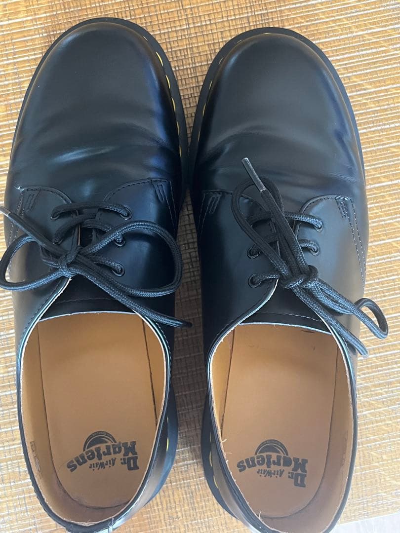 Dr. Martens ドクターマーチン　10085 AW006 UK10