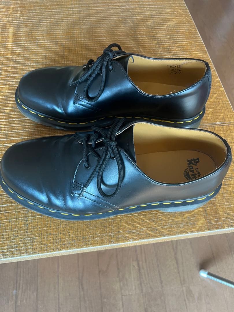 Dr. Martens ドクターマーチン　10085 AW006 UK10