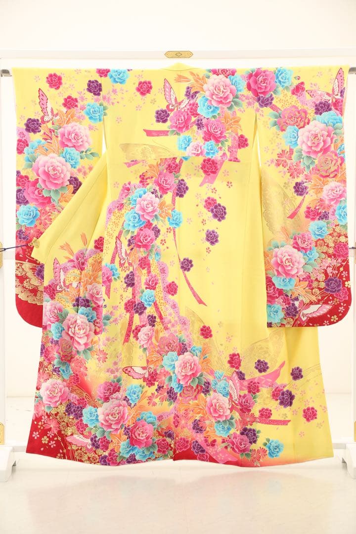 美品】正絹振袖 ガード加工 着物 派手系 高級振袖 成人式 結婚式 希少