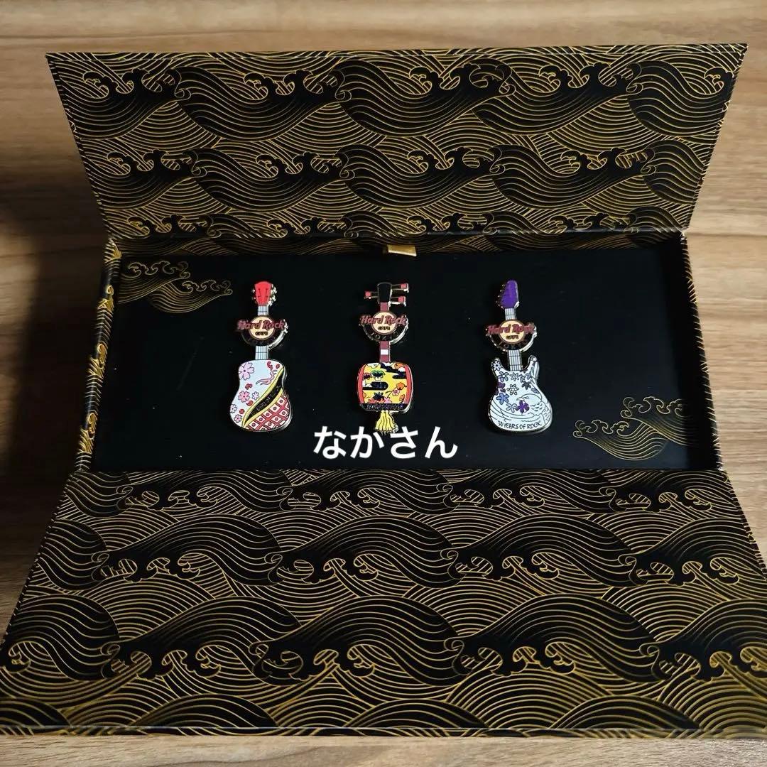 ハードロックカフェ Hard Rock 30 Years ピンバッジセット