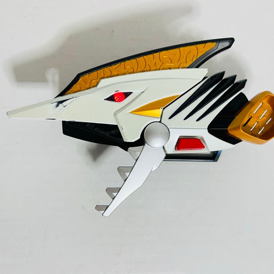 爆竜戦隊アバレンジャーダイノマインダー ステゴプレート・説明書付き動作確認済み