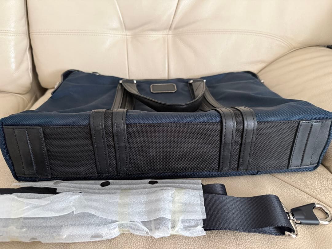 TUMI ネイビー ビジネスバッグ　JARVIS 未使用ストラップ・タグ付き